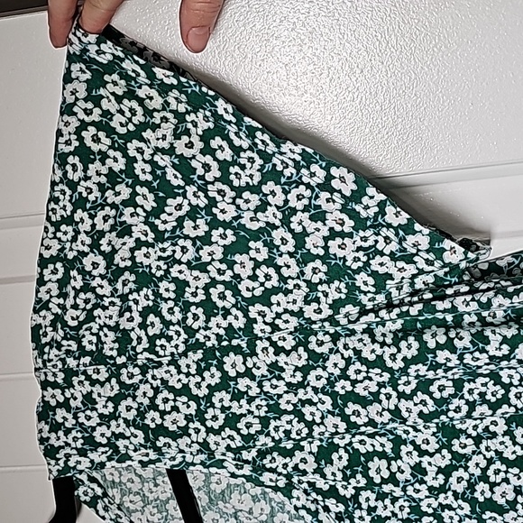 Lucky Brand XL green floral tshirt - Picture 6 of 10